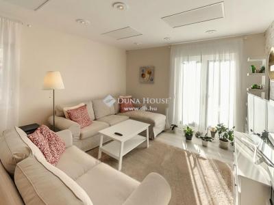 Eladó családi ház Balatonboglár