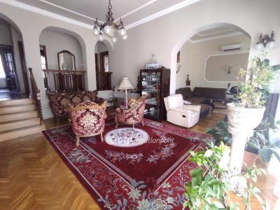 Eladó családi ház Budapest