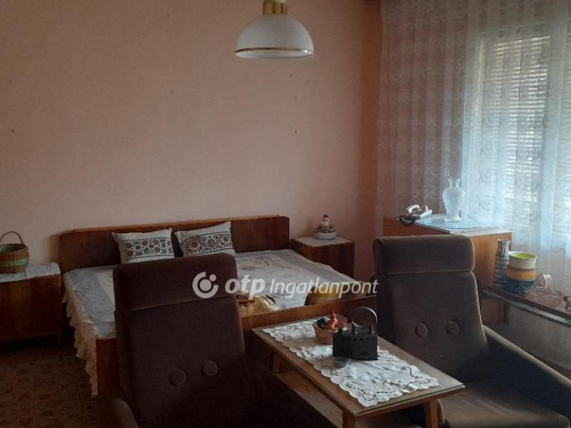 Eladó családi ház Szeged