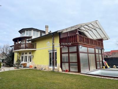 Eladó családi ház Vecsés