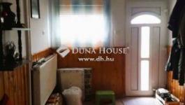 Eladó sorház Komló