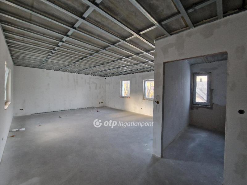 Eladó egyéb iroda Sopron