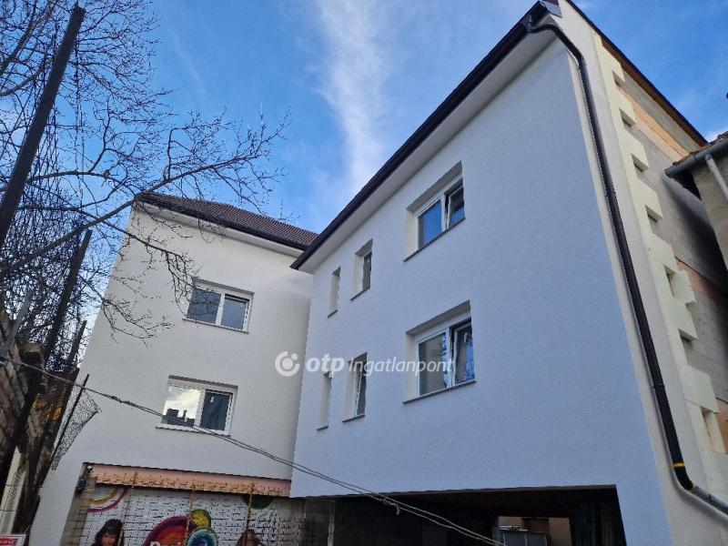 Eladó irodahelység irodaházban Sopron