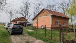 Eladó mezőgazdasági Tömörkény