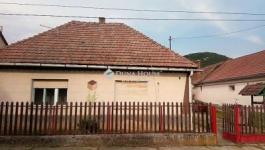 Eladó családi ház Bajna