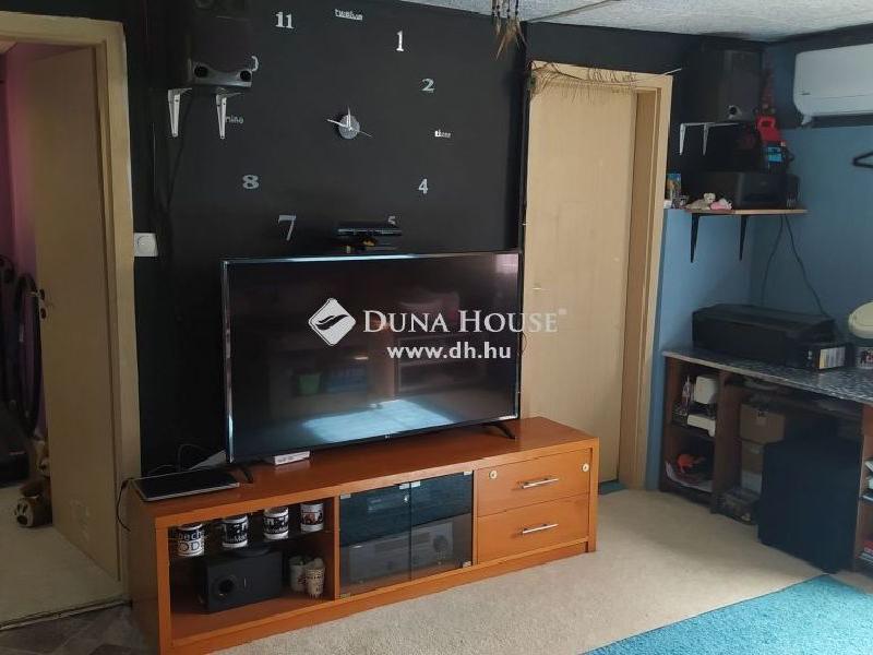 Eladó családi ház Isaszeg