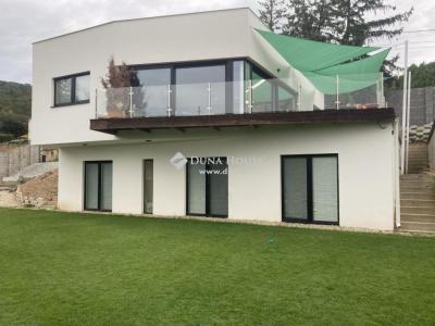 Eladó családi ház Pécs