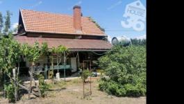 Eladó családi ház Csongrád