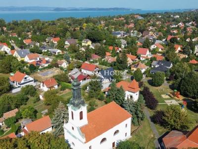 Eladó családi ház Balatonszárszó