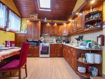 Eladó családi ház Budakeszi