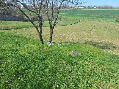 Eladó lakóövezeti telek Magyaralmás