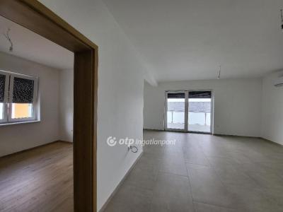 Eladó lakás Siófok