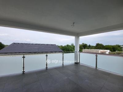 Eladó lakás Siófok