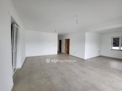 Eladó lakás Siófok