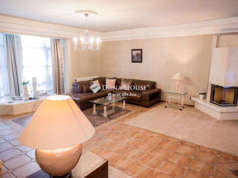 Eladó családi ház Budapest