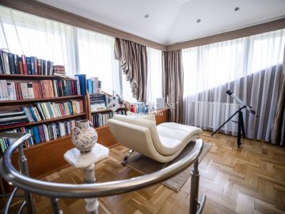 Eladó családi ház Budapest