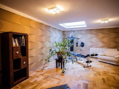 Eladó családi ház Budapest