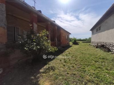 Eladó lakóövezeti telek Mezőkövesd