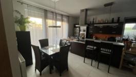 Eladó lakás Maglód