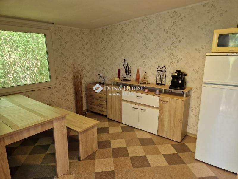 Eladó nyaraló Balatonfenyves