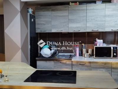 Eladó családi ház Tápiószecső