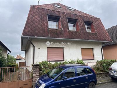 Eladó családi ház - 7634 Pécs, Pálma utca