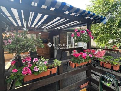 Eladó családi ház Budapest