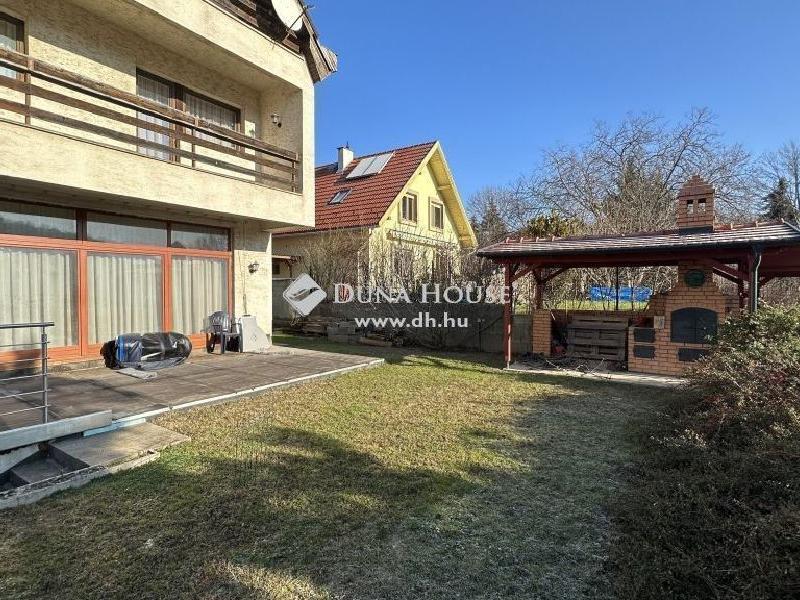 Eladó családi ház Budapest