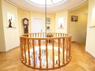 Eladó családi ház Budapest