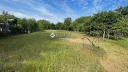 Eladó külterületi telek Budapest