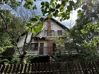 Eladó családi ház Budapest