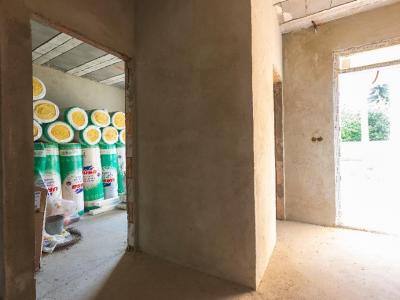 Eladó lakás Kápolnásnyék