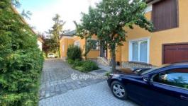 Eladó családi ház Bag