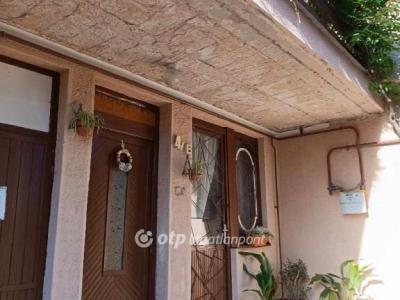 Eladó családi ház Hajdúhadház