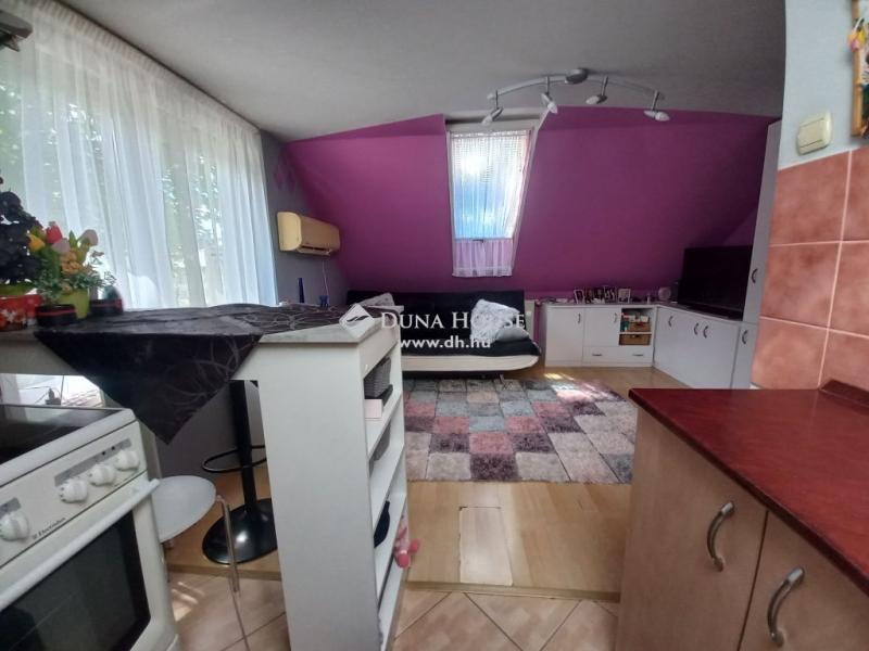 Eladó családi ház Pécs
