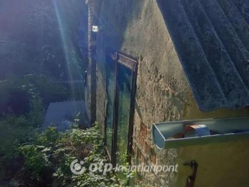 Eladó családi ház Pécs