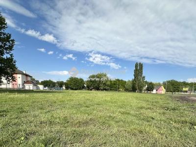 Eladó lakóövezeti telek Nagyvenyim