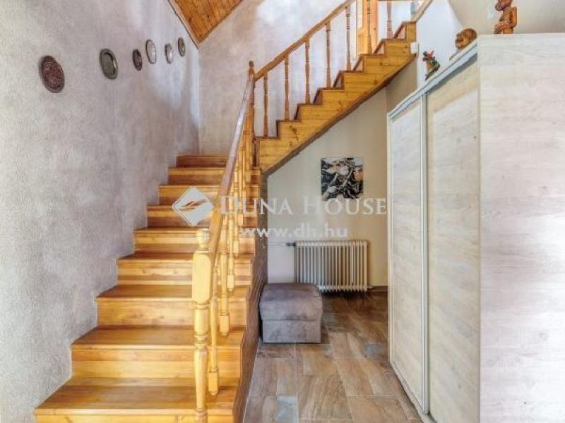 Eladó családi ház Albertirsa