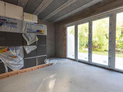 Eladó ikerház Kápolnásnyék