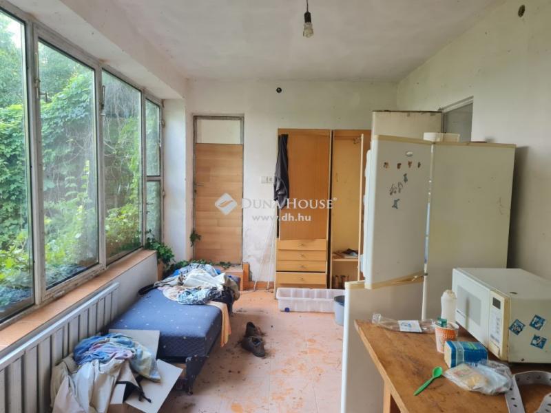 Eladó családi ház Pécs