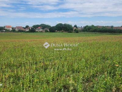 Eladó lakóövezeti telek Rakamaz