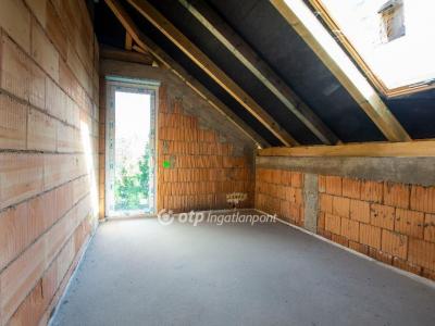 Eladó ikerház Kápolnásnyék