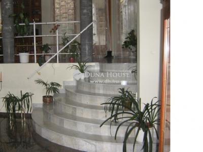 Eladó családi ház Budapest