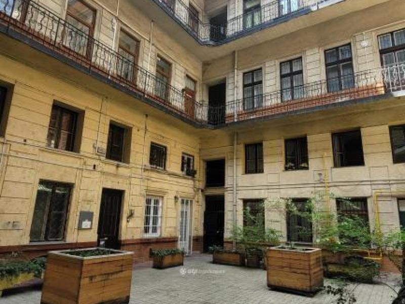 Eladó lakás Budapest