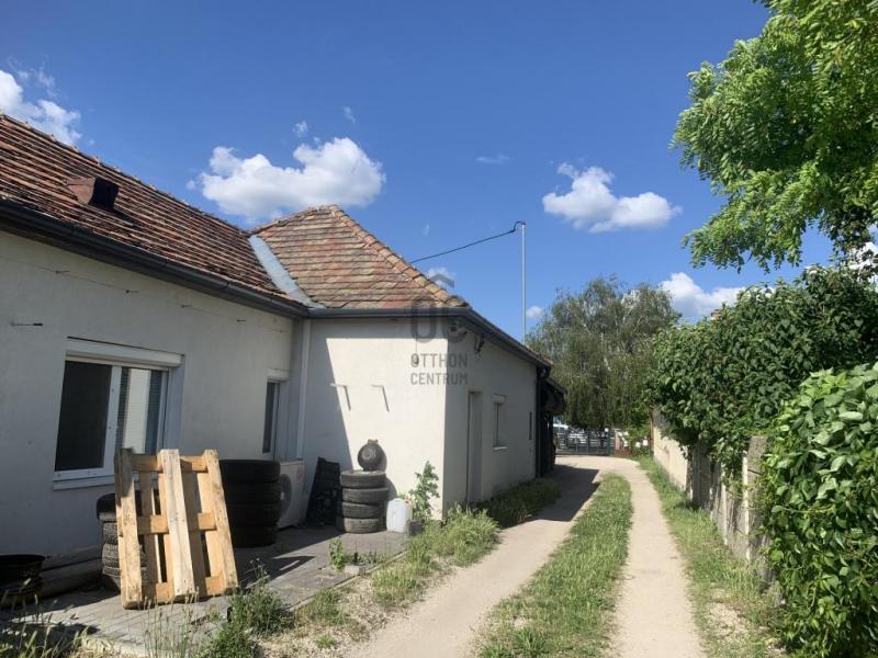 Eladó egyéb iroda Székesfehérvár