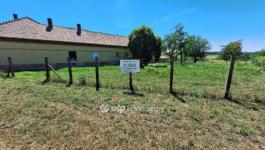 Eladó lakóövezeti telek Tiszakécske