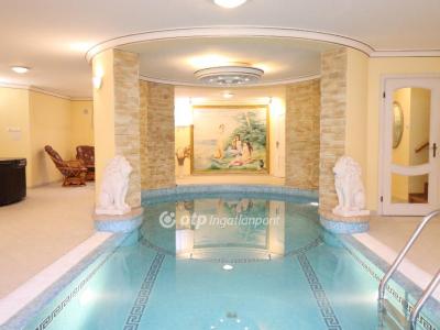 Eladó családi ház Budapest