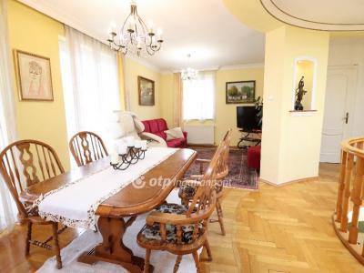 Eladó családi ház Budapest