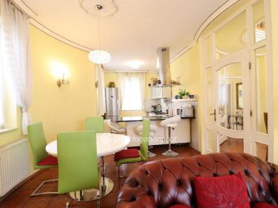 Eladó családi ház Budapest