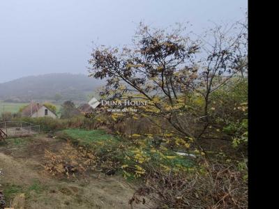 Eladó lakóövezeti telek Pánd